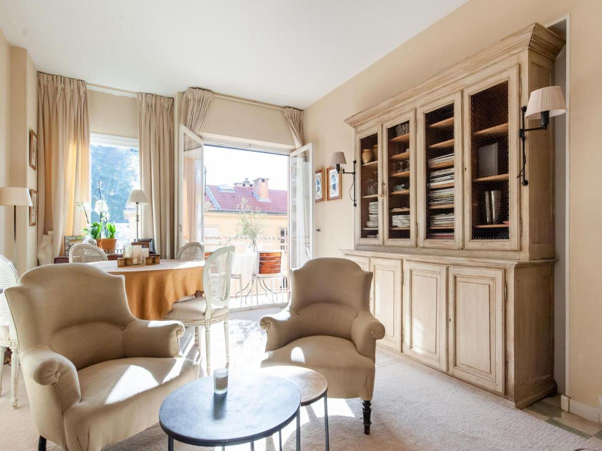 Nice Apartment In Menton With Balcony Terrace Exterior foto